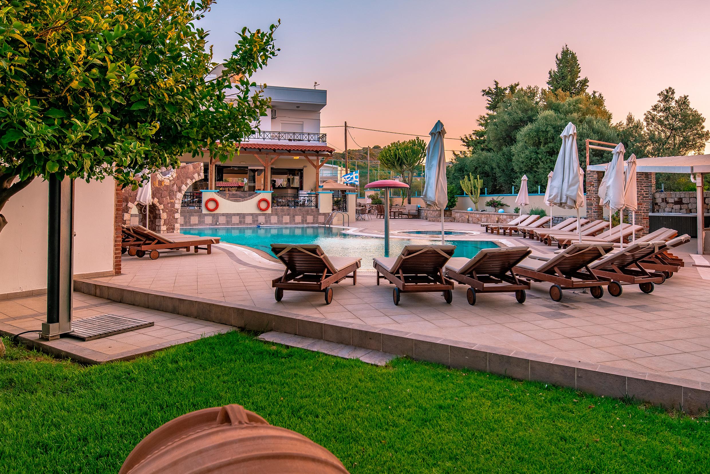 Bright Star Aparthotel Faliraki Exterior foto